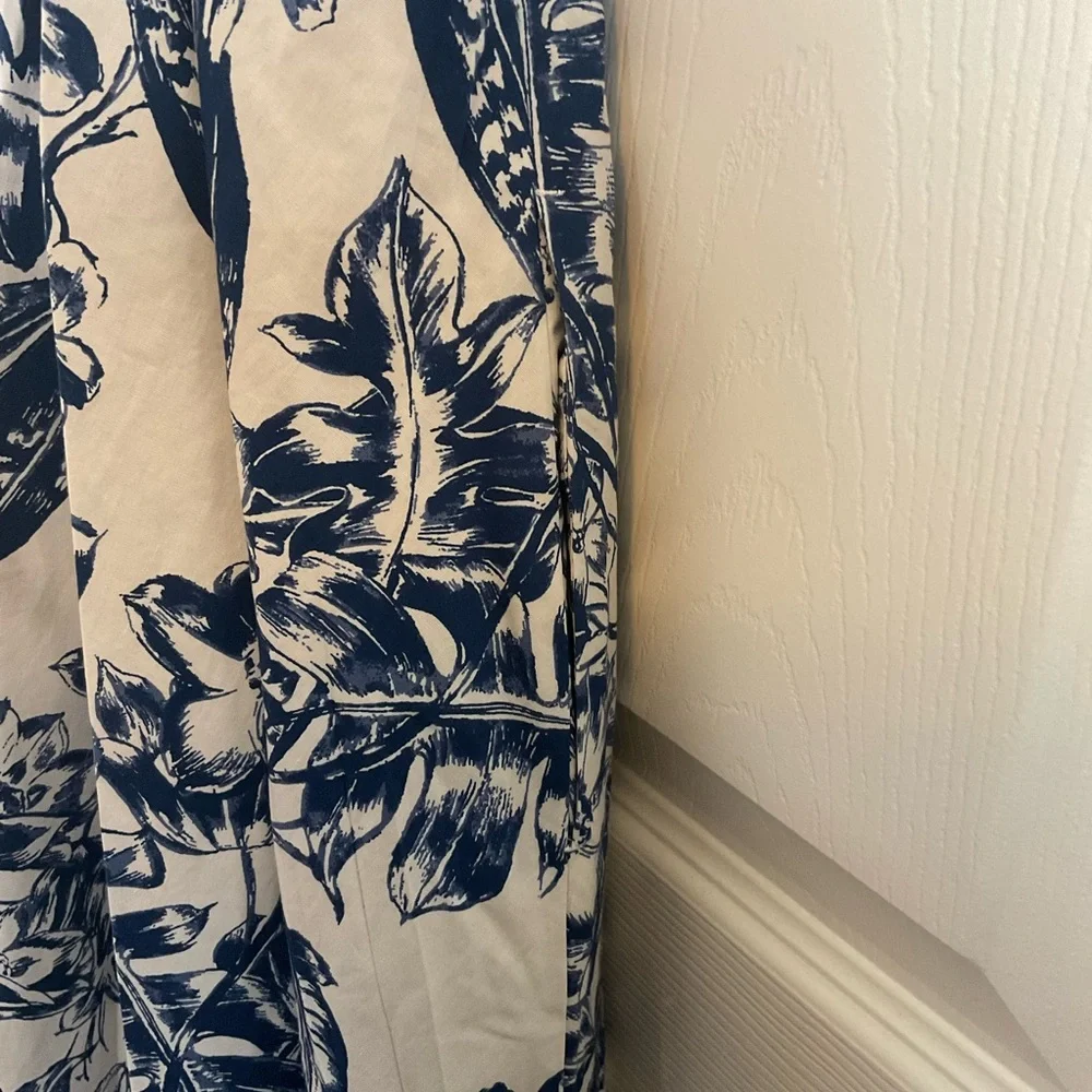 Abercrombie Ruched Puff Sleeve Blue Floral Print Mini Dress Size Medium NWT - Picture 12 of 16
